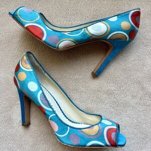Martinez Valero Turquoise Teal Fabric Peep Toe Pump Multi-Color Dots Women’s 8.5